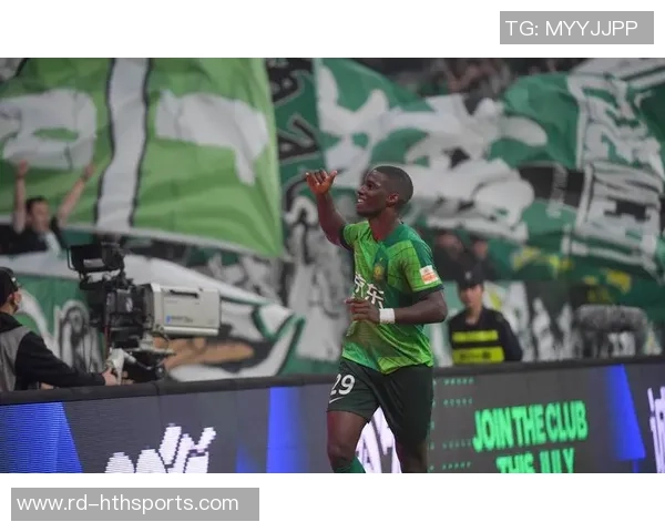 国安争亚冠首胜,拿三分能保出线 范双杰失误后遭弃用 塞鸟迸发不晚 国安争亚冠首胜,拿三分能保出线 范双杰失误后遭弃用 塞鸟迸发不晚